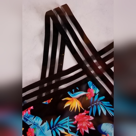 NWOT FLORAL ATHLETIC ONE Piece STRETCH SWIMSUIT CONTRAST MESH BATHING SUIT - Picture 9 of 13